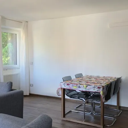 White Edelweiss Appartement *